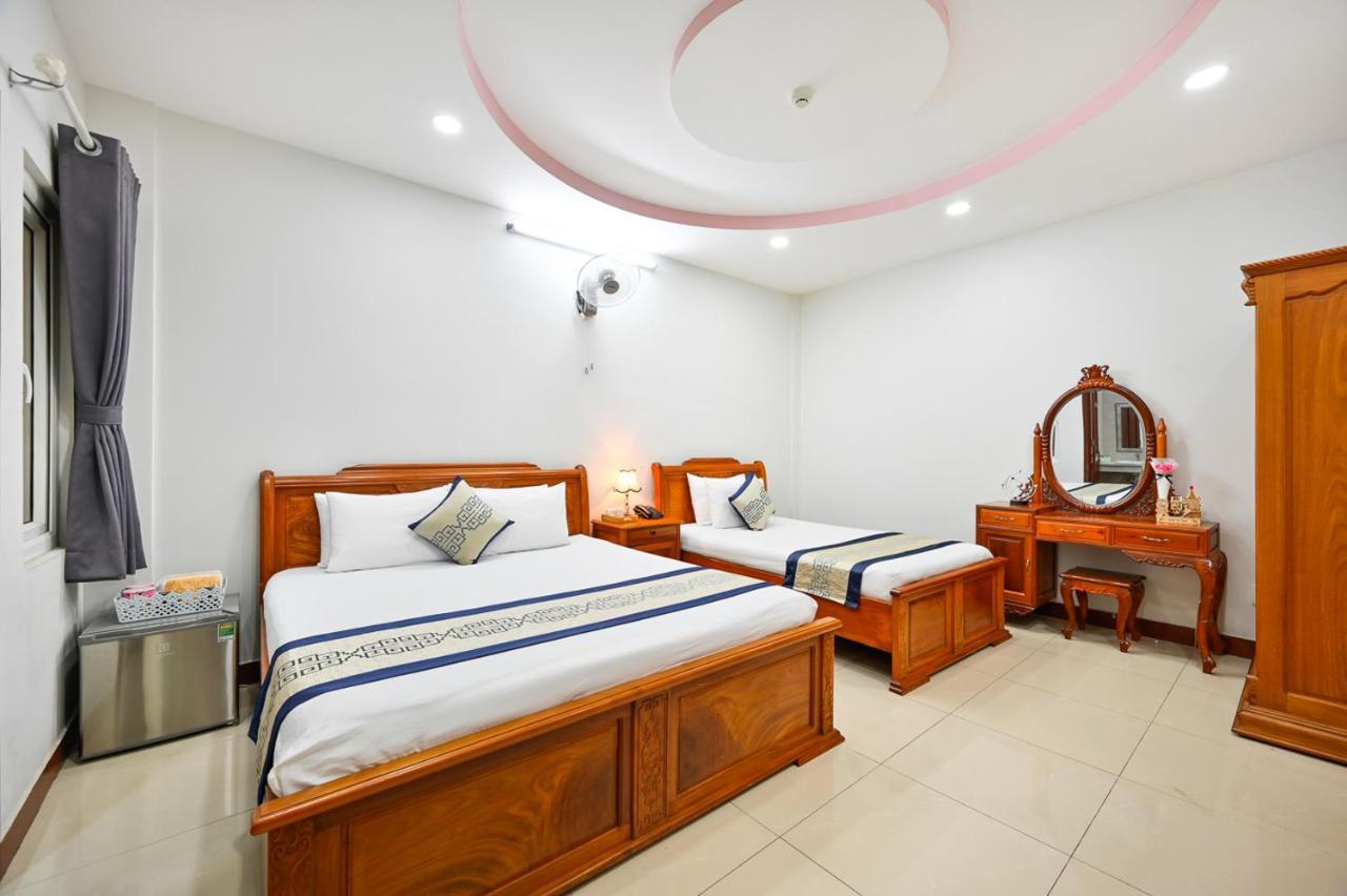 Sky Star Hotel Thành Pho Ho Chí Minh Esterno foto