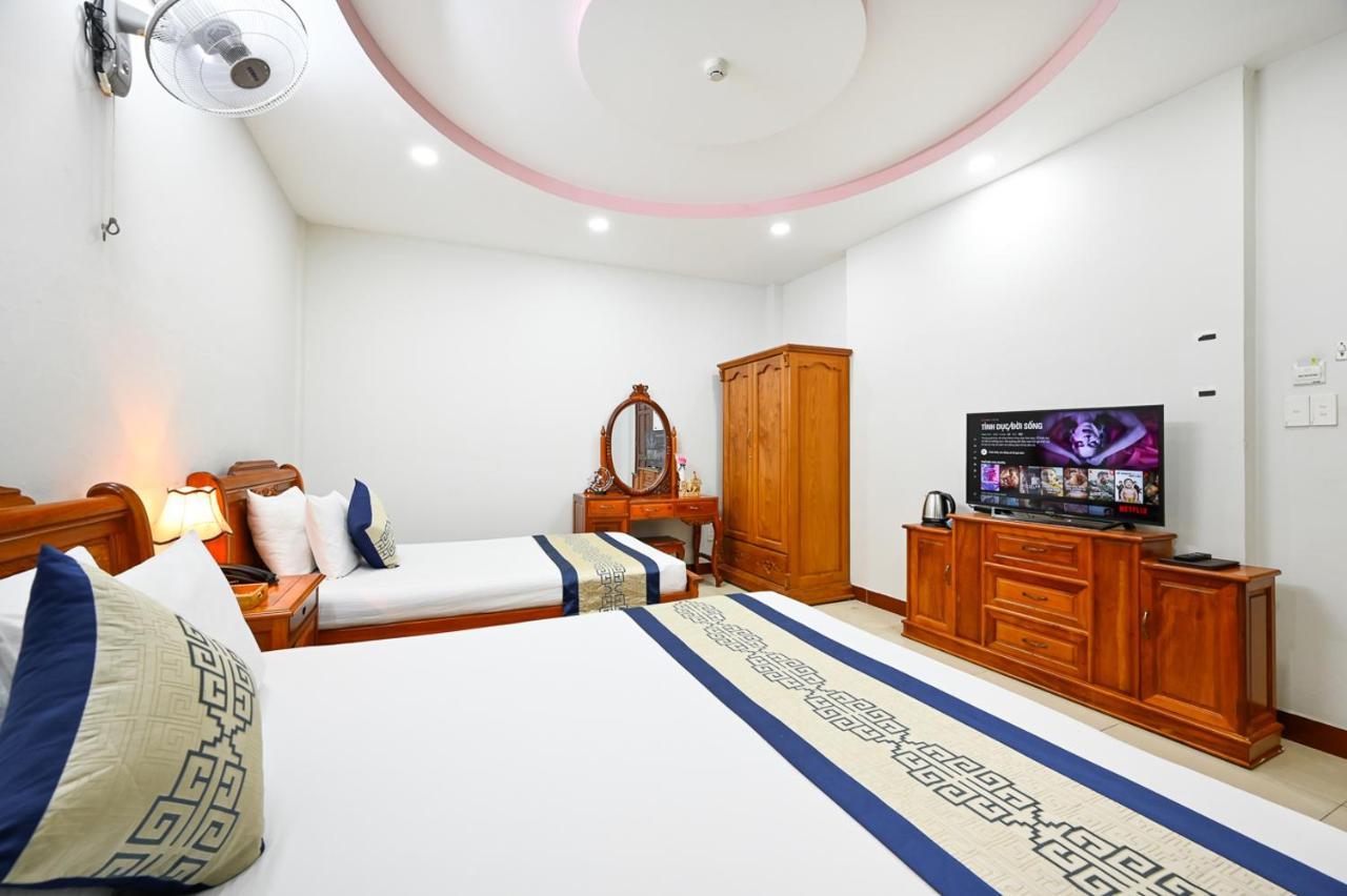 Sky Star Hotel Thành Pho Ho Chí Minh Esterno foto
